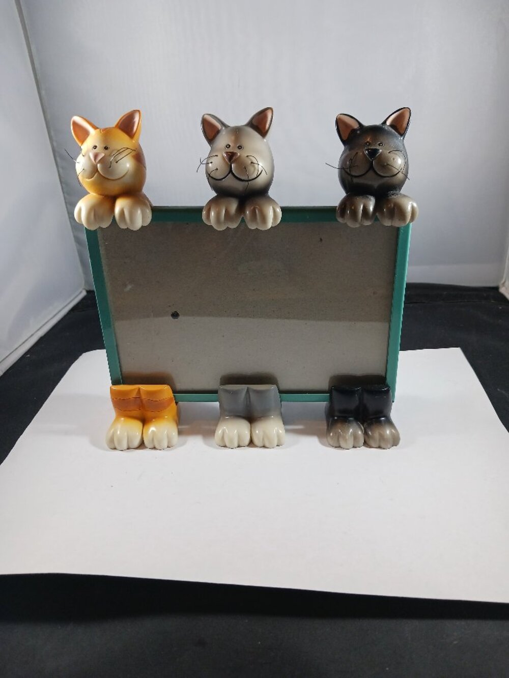 Vintage Hand Painted Resin Cat Picture Frame Standing Cats
